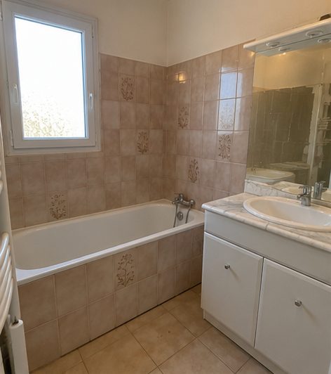 Salle de bain avant travaux